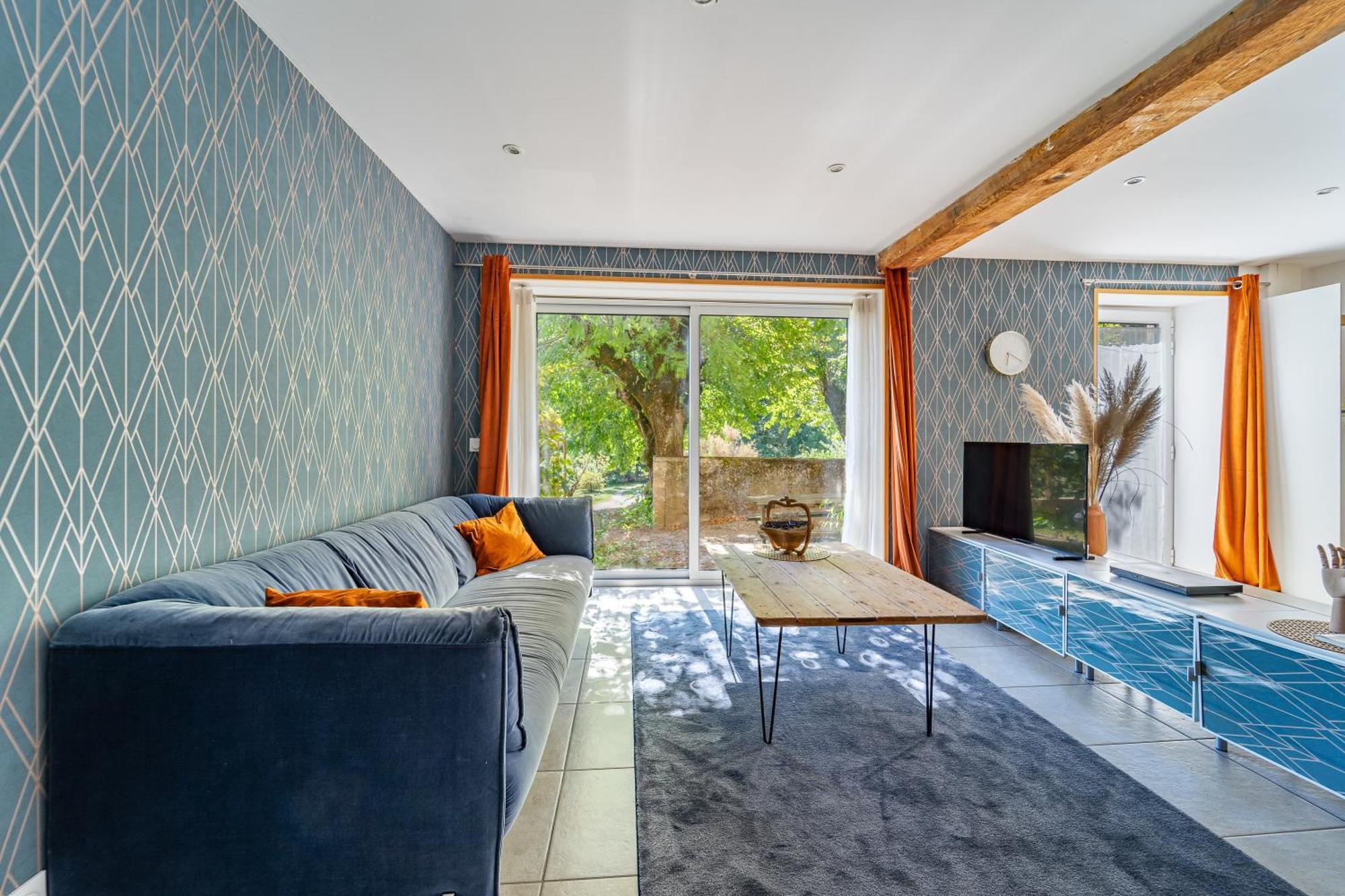 Cosy Room'S Frontonas Luaran gambar